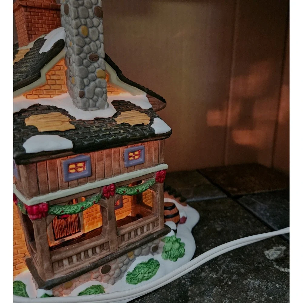 Carole Towne Carriage Maker 2002 •Lighted Shop w/ Cord •Lemax Manufactured • Box